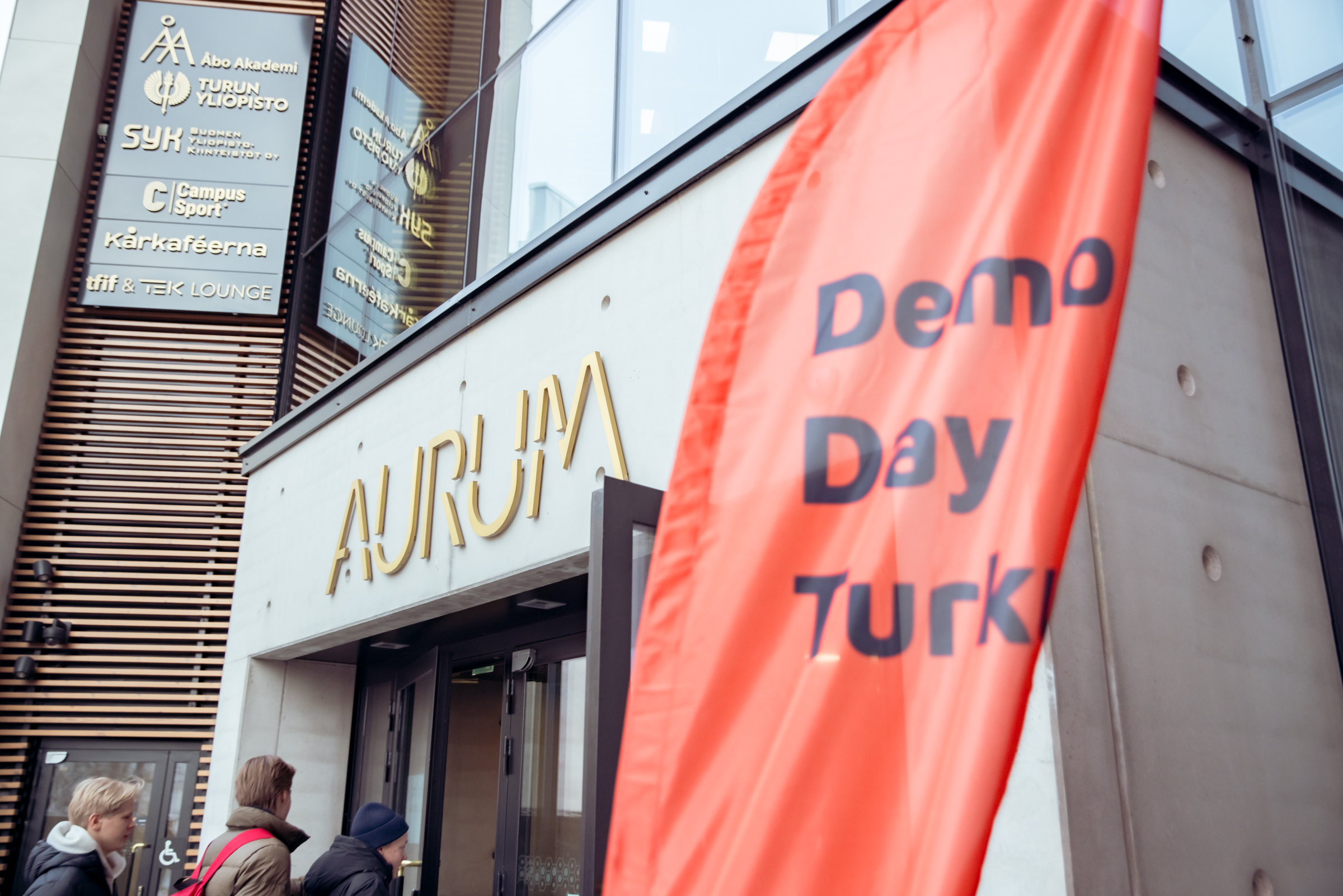 Demoday toi yli 1 300 lukiolaista Turun korkeakoulujen kampuksille